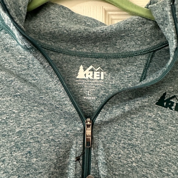 NWT REI Dri-Fit quarter zip - Picture 2 of 2